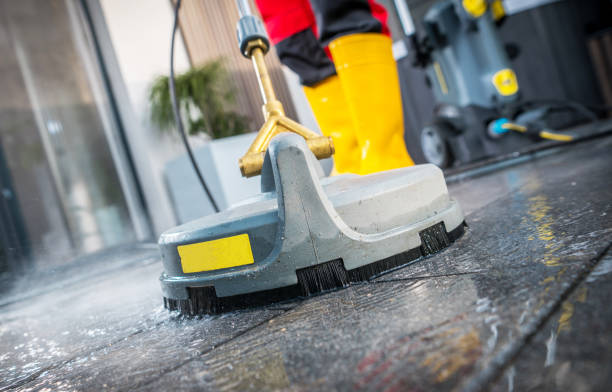 Why Choose Our Certified Pressure Washing Experts for Your Project Needs in Levelland, TX?